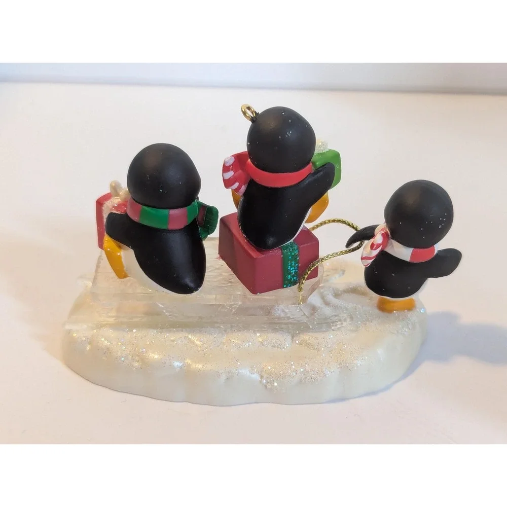 Hallmark 2019 Sledding Shenanigans - Repaint - KOC‎ Event Exclusive -